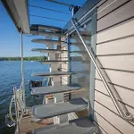 Úszó hotel Luxurioeses Hausboot Roma Woma D13