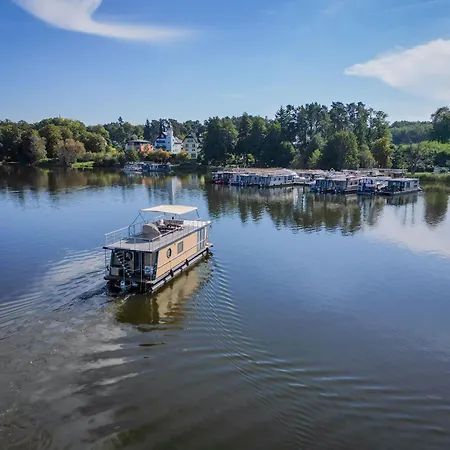 Luxurioeses Hausboot Roma Woma D13 *