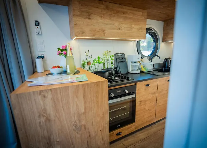 بوتيل Luxurioeses Hausboot Roma Woma D13 Fürstenberg-Havel