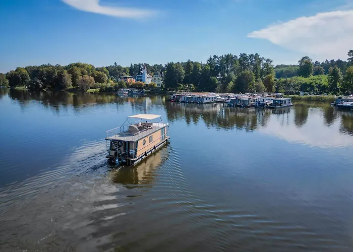 Luxurioeses Hausboot Roma Woma D13 بوتيل Fürstenberg-Havel